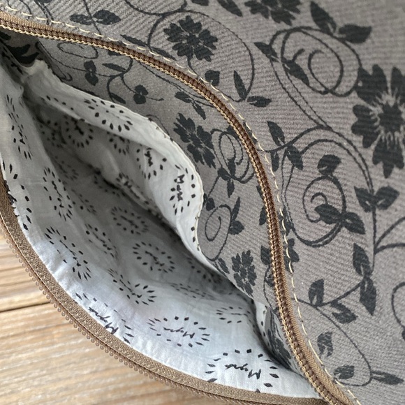 Last Chance🥳! Myra Bag Fold-over Crossbody. Leather/Canvas. - Picture 6 of 9